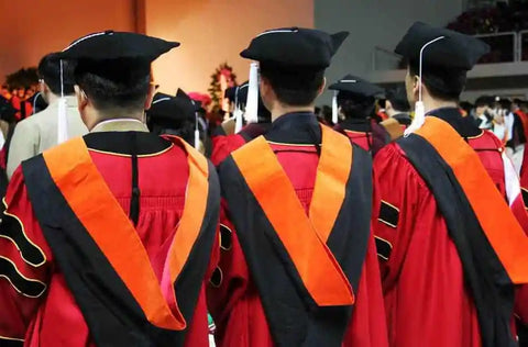 Choosing an External Examiner for Your Thesis or Dissertation - Proof-Reading-Service.com